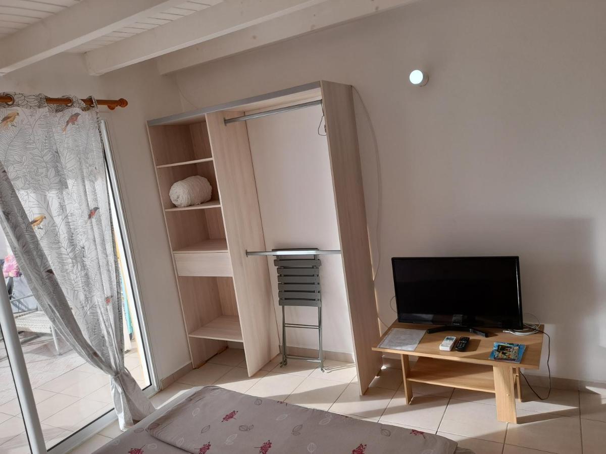 Appartement Le studio de Jeannine à Capesterre-Belle-Eau Extérieur photo