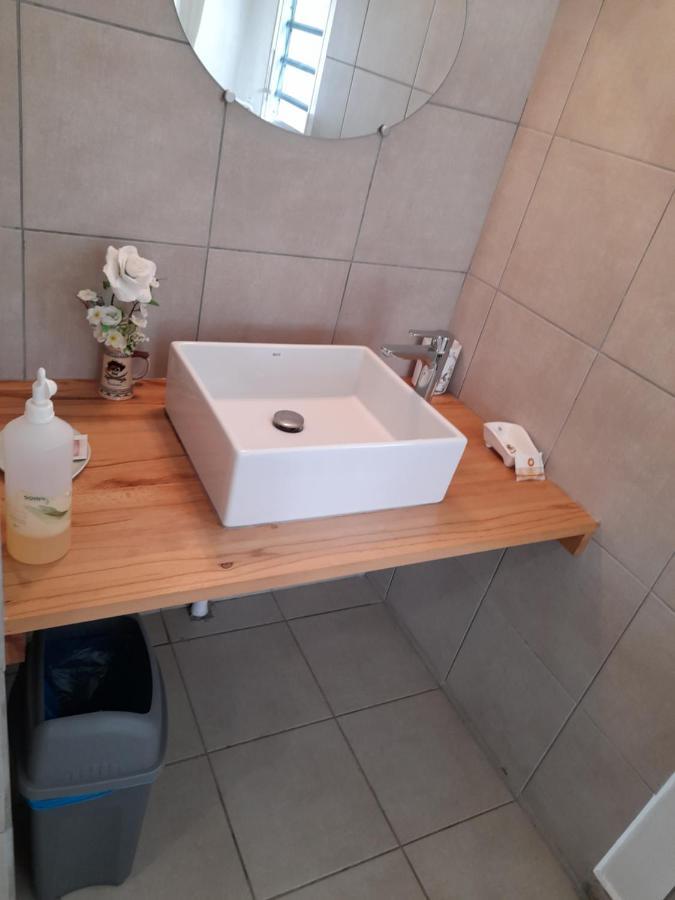Appartement Le studio de Jeannine à Capesterre-Belle-Eau Extérieur photo